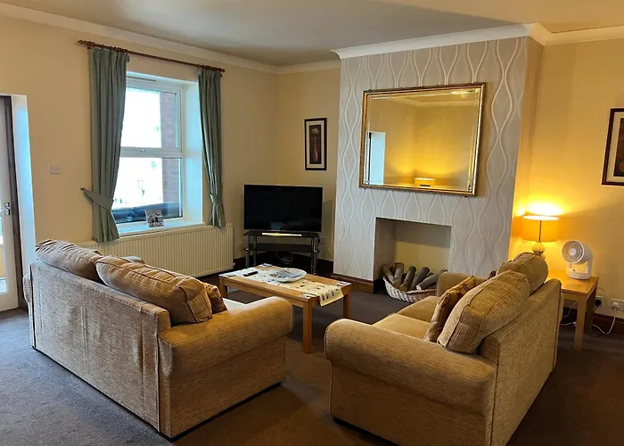 Beach View Apartment - Seafront Luxury Property, Bridlington
