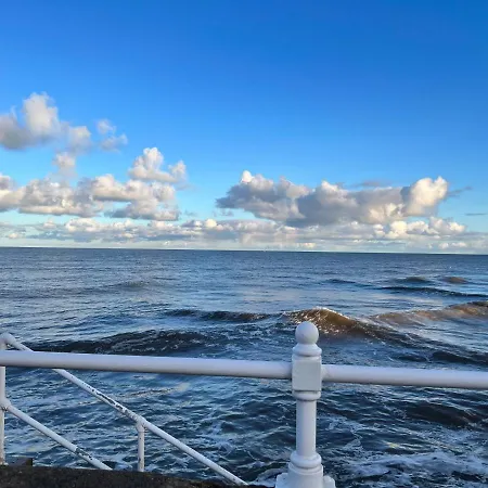 Beach View Apartment - Seafront Luxury Property, Bridlington Exterior foto